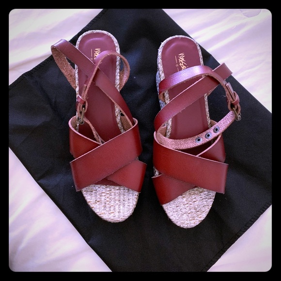Mossimo Platform Metallic/Brown Sandals - Picture 1 of 3
